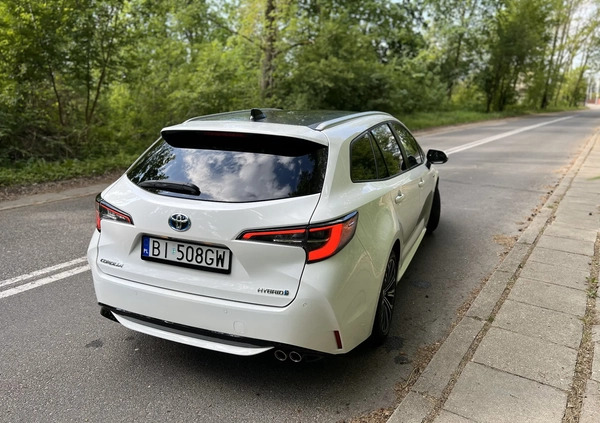 Toyota Corolla cena 90000 przebieg: 25600, rok produkcji 2021 z Białystok małe 781